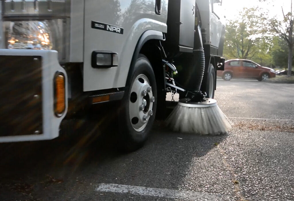 NiteHawkSweeper_RaptorSweeping1