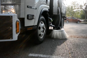 NiteHawkSweeper_RaptorSweeping1